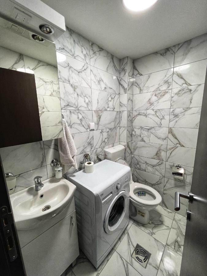 Alex Apartment Бар Екстер'єр фото