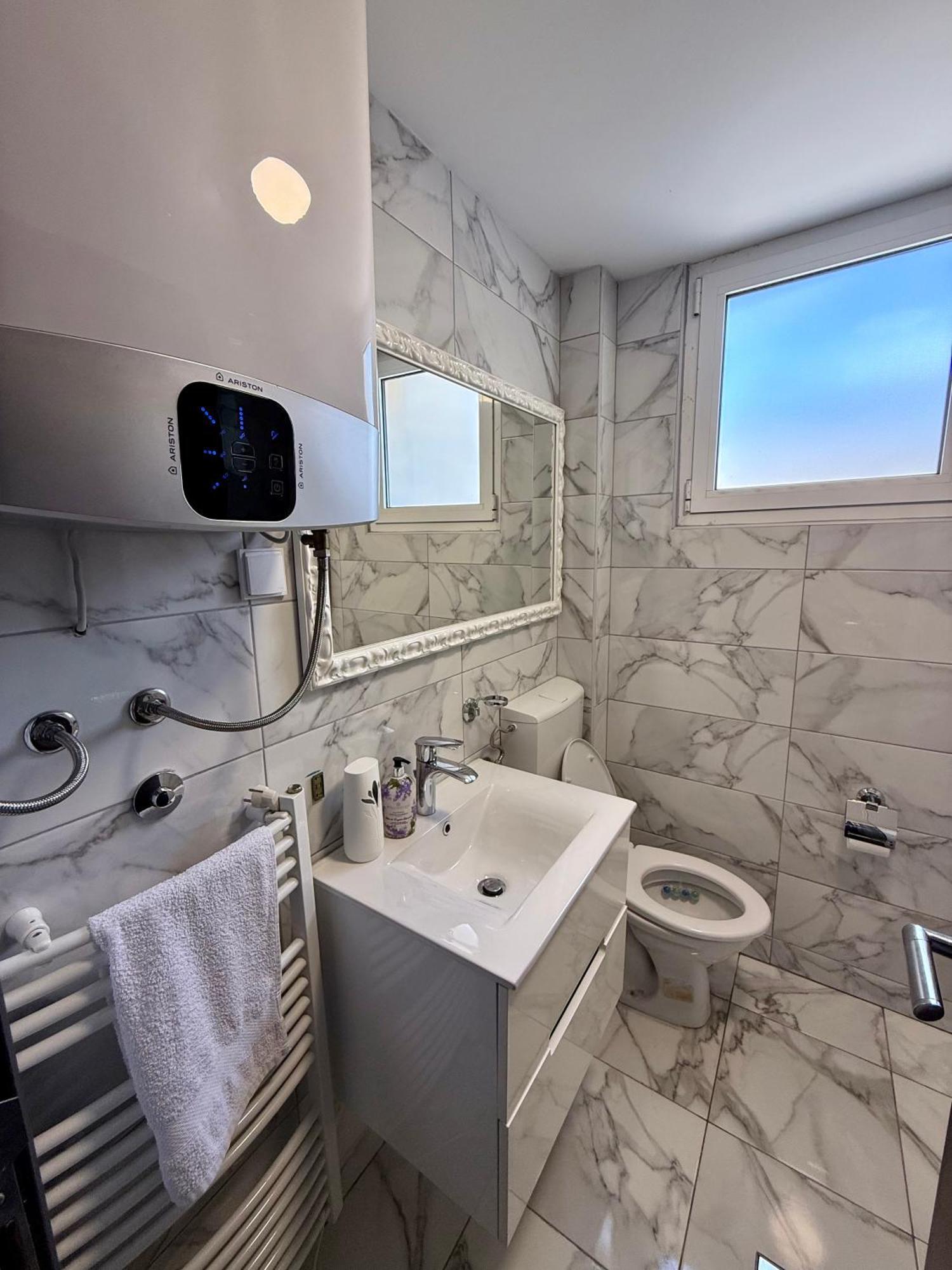 Alex Apartment Бар Екстер'єр фото